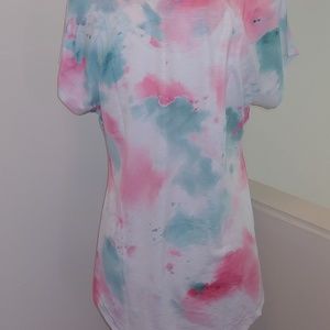 Style & Co Tops - Tie-dye flamingos jeweled shirt size medium Style & Co Tops - Tie-dye flamingos jeweled shirt size medium